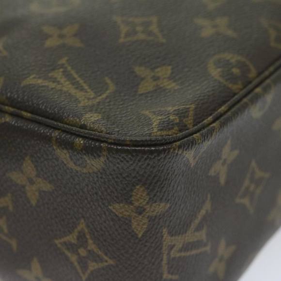 LOUIS VUITTON Poche Toilette Clutch Bag - Picture 9 of 16